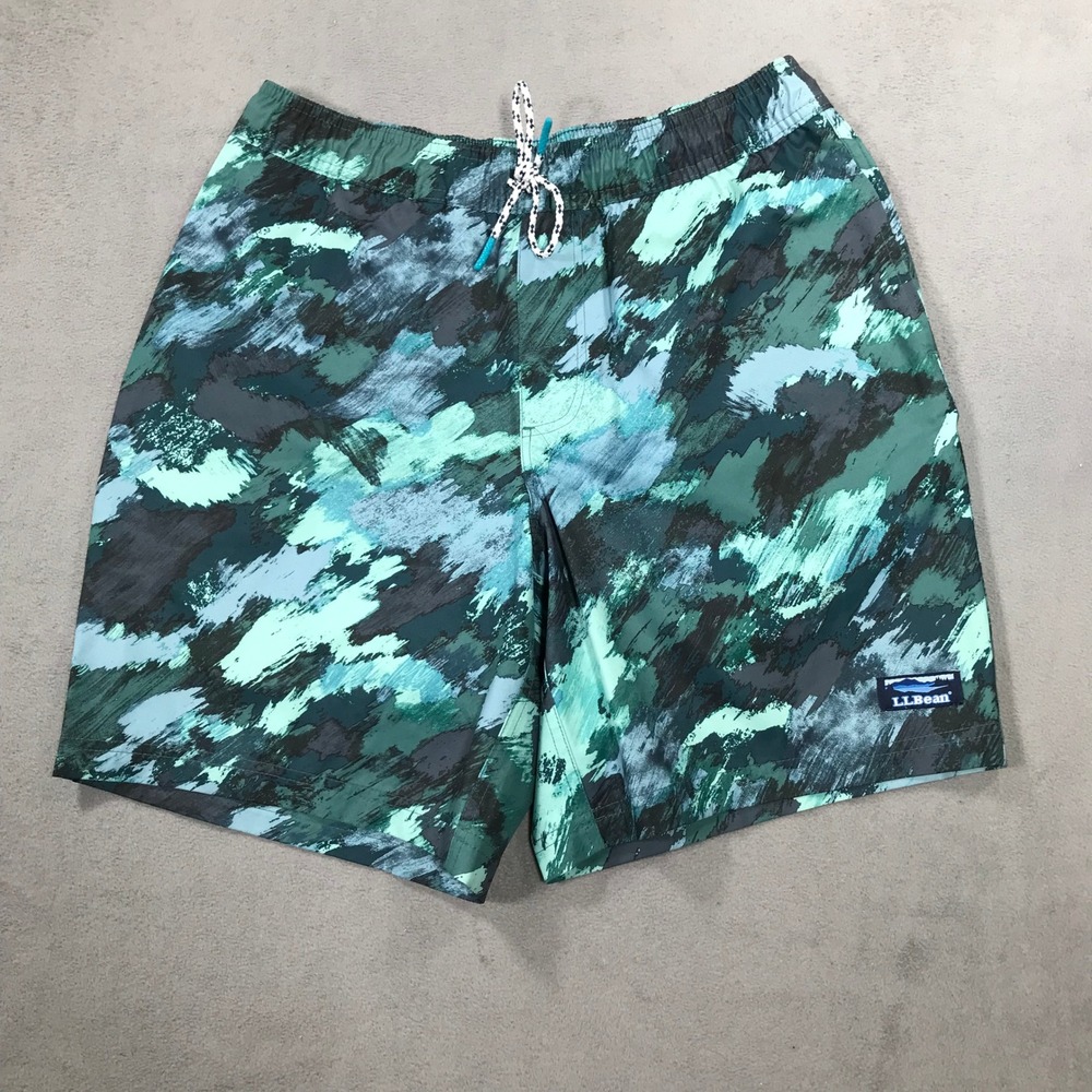 LL Bean Swim Trunks Mens M Green Abstract Camo 8 Inch Inseam 503781